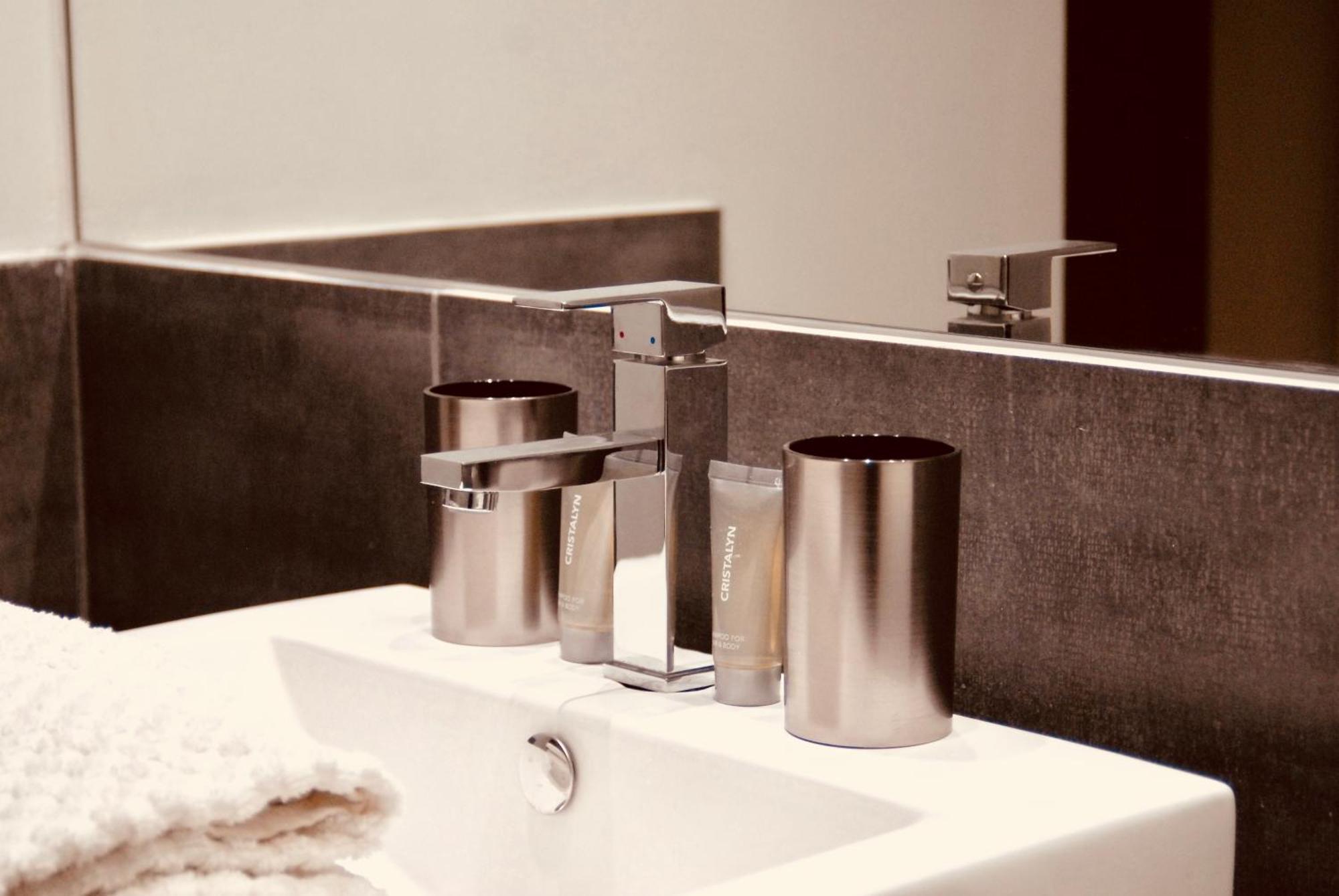 ガイヤック Domaine De Perches Bed & Breakfast エクステリア 写真